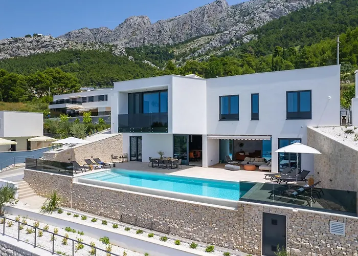 Magma Βίλα Omiš